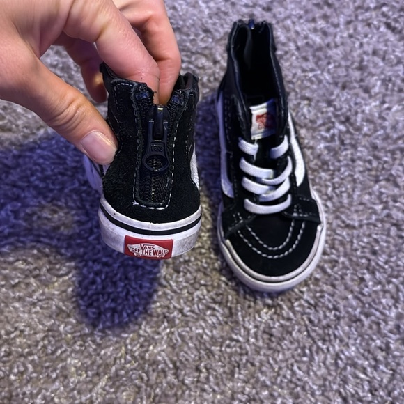 Vans high tops sneakers for toddler - Picture 3 of 4